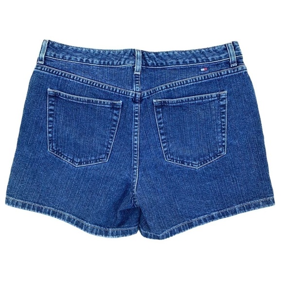 TOMMY HILFIGER Y2K High Waisted Mom Shorts in Medium Wash Size 8 - Picture 6 of 10